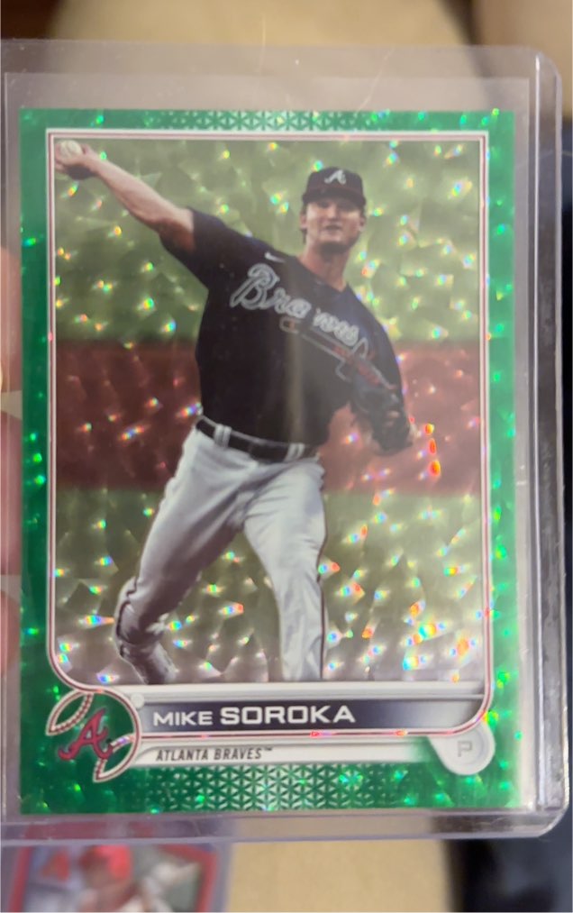2022 Topps #527 Mike Soroka — front