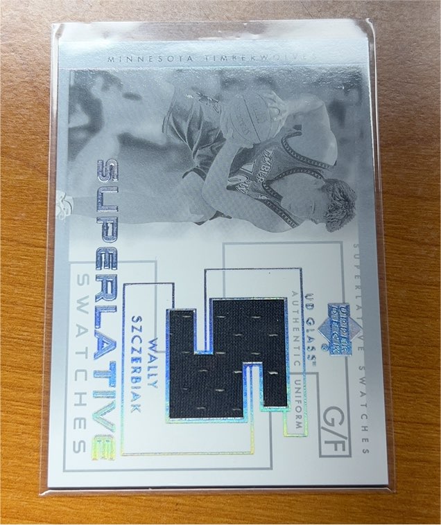 2003-04 Upper Deck Glass Superlative Swatches #SS-WS Wally Szczerbiak — front