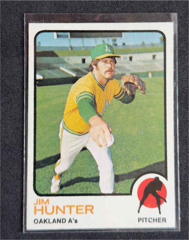 1973 Topps #235 Jim Hunter — front