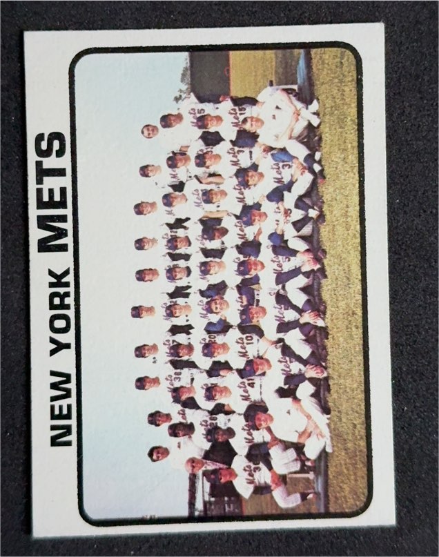 1973 Topps #389 New York Mets — front