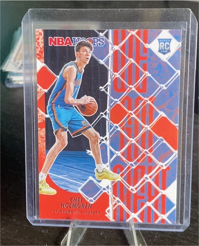 2022-23 Panini NBA Hoops #2 Chet Holmgren — front