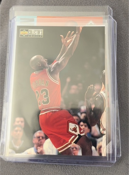 1997-98 Upper Deck Collector's Choice #392 Michael Jordan — front