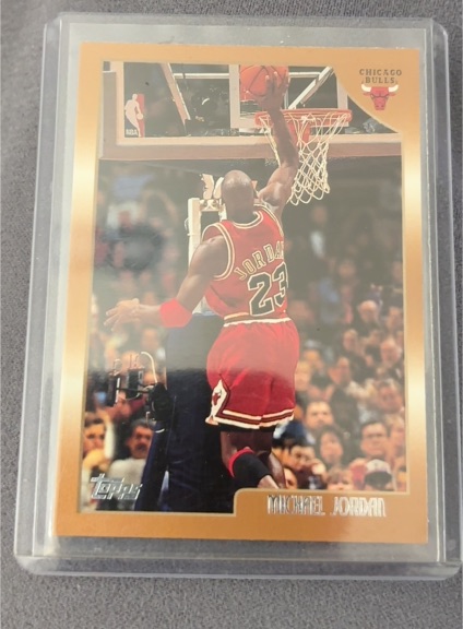 1998-99 Topps #77 Michael Jordan — front