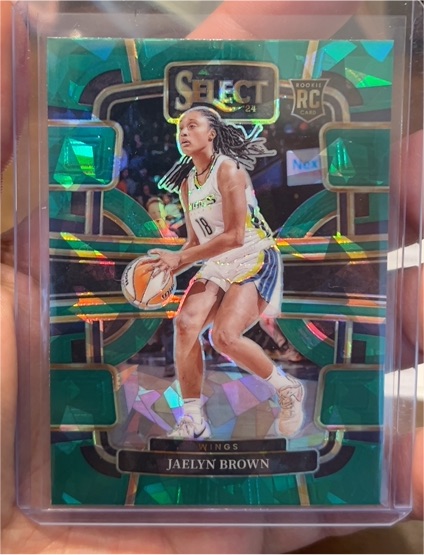 2024 Panini Select WNBA #4 Jaelyn Brown — front