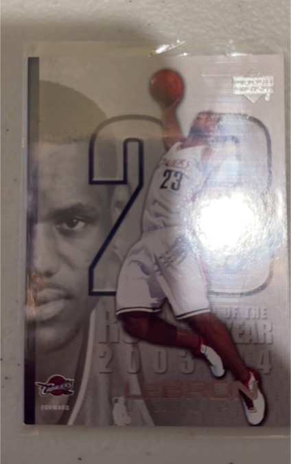 2005-06 Upper Deck #LJ44 LeBron James — front