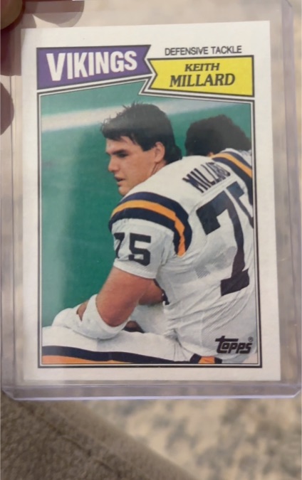 1987 Topps #209 Keith Millard — front