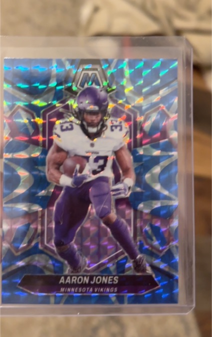 2024 Panini Mosaic #142 Aaron Jones — front