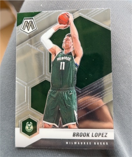 2020-21 Panini Mosaic Basketball #9 Brook Lopez — front