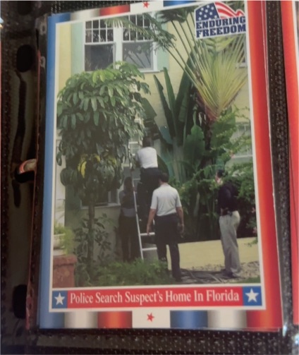 2001 Topps Enduring Freedom #22 Police Search Suspect's Home in Florida — front