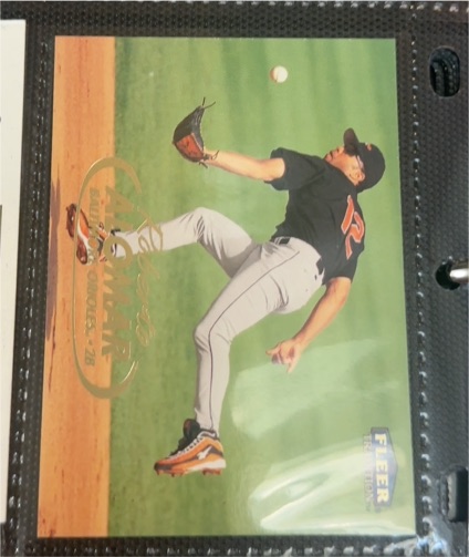1998 Fleer Tradition #T-28 Robert Person — front