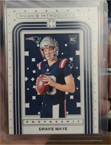 2024 Panini Photogenic #4 Drake Maye Rookie Introductions — front