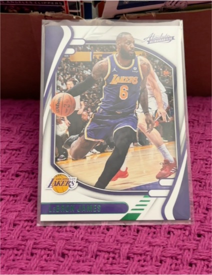 2021-22 Panini Chronicles Absolute #217 LeBron James — front