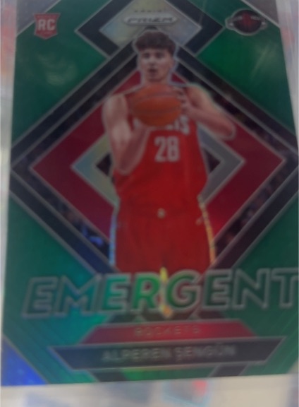 2021-22 Panini Prizm #28 Alperen Sengun Emergent — front