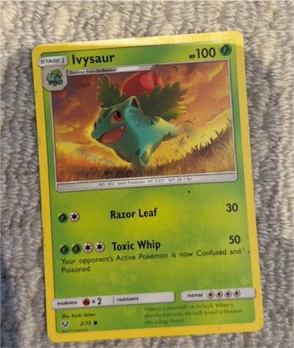 2017 Pokémon Shining Legends #2 Ivysaur — front