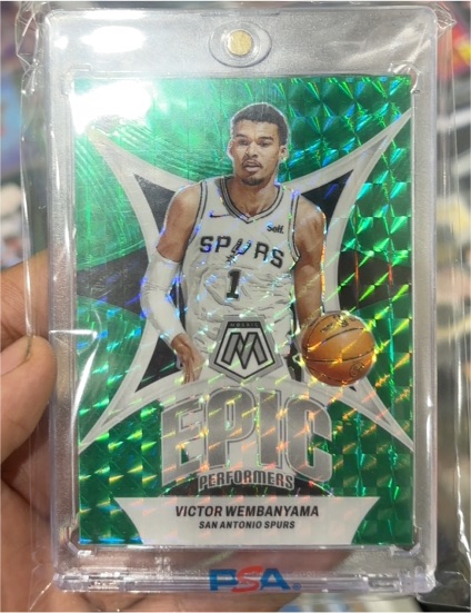 2023-24 Panini Mosaic #12 Victor Wembanyama Epic Performers Green Mosaic Prizm Rookie — front