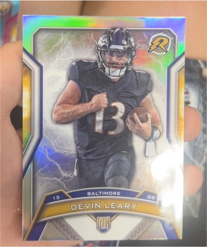2024 Topps Resurgence #106 Devin Leary — front