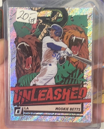 2021 Donruss Unleashed #9 Mookie Betts — front