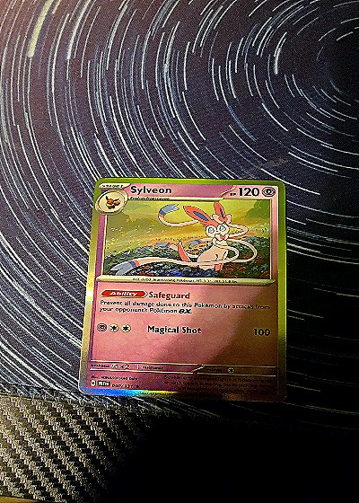 2023 Pokémon TCG 40 Sylveon — front
