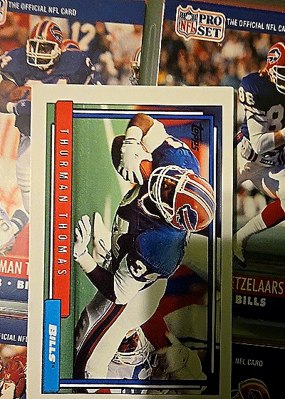 1992 Topps #320 Thurman Thomas — front