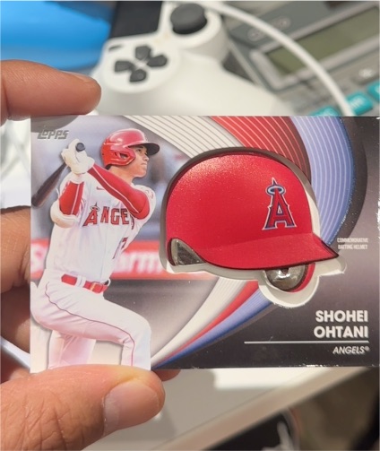 2022 Topps Series 2 Commemorative Batting Helmet #BH-SO Shohei Ohtani — front