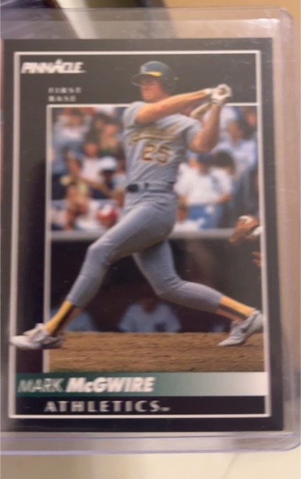 1992 Pinnacle #217 Mark McGwire — front