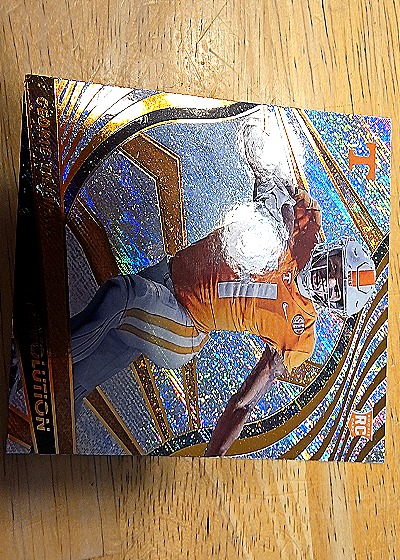 2022 Panini Revolution #39 Tennessee Volunteers Football Rookie Card — front