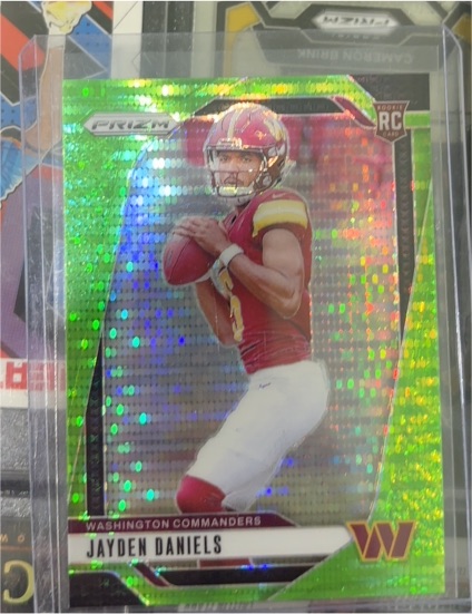 2024 Panini Prizm #347 Jayden Daniels — front