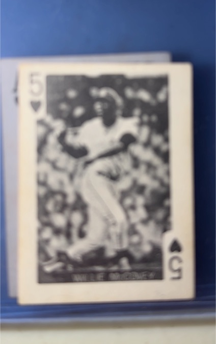 1969 Globe Imports #5 Willie McCovey — front