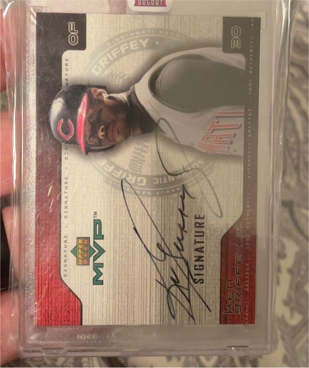 2001 Upper Deck MVP #30 Ken Griffey Jr. — front