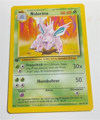 1999 Pokémon Base Set #37 Nidorino — front