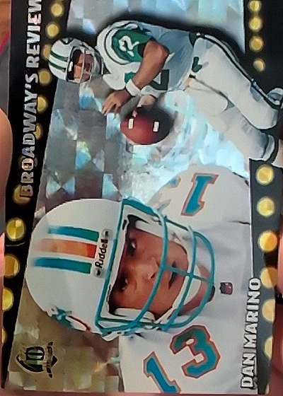 1996 Topps Broadway's Reviews #BR10 Dan Marino — front