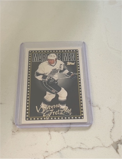 1995 Topps #375 Wayne Gretzky — front