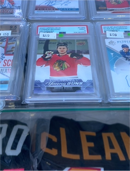 2023-24 Upper Deck Young Guns #C382 Connor Bedard — front
