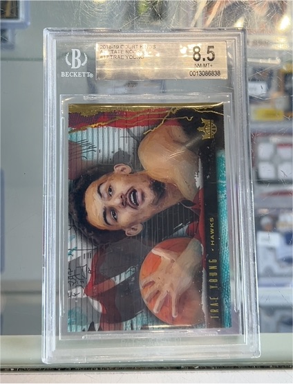 2018-19 Panini Court Kings Acetate Rookies #17 Trae Young — front