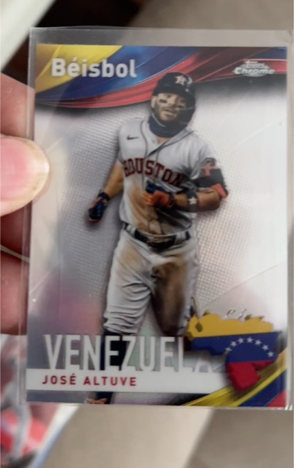 2021 Topps Chrome Beisbol #B-4 José Altuve — front