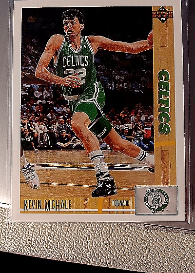 1991-92 Upper Deck #225 Kevin McHale — front