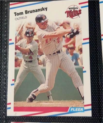 1988 Fleer #2 Tom Brunansky — front