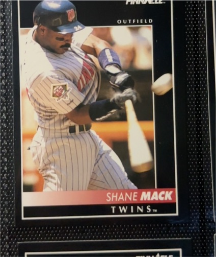 1993 Pinnacle Shane Mack — front