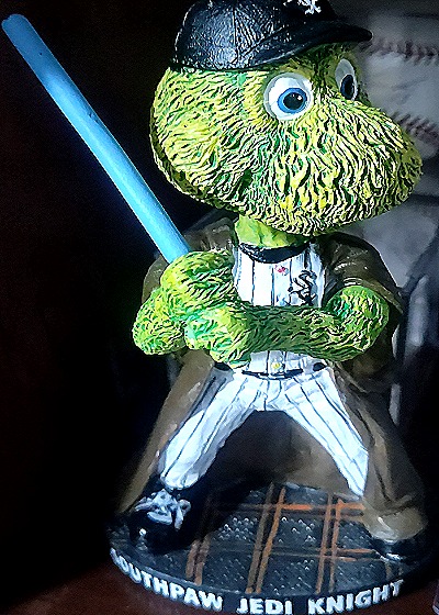 2016 Star Wars Chicago White Sox Southpaw Jedi Knight Bobblehead — front
