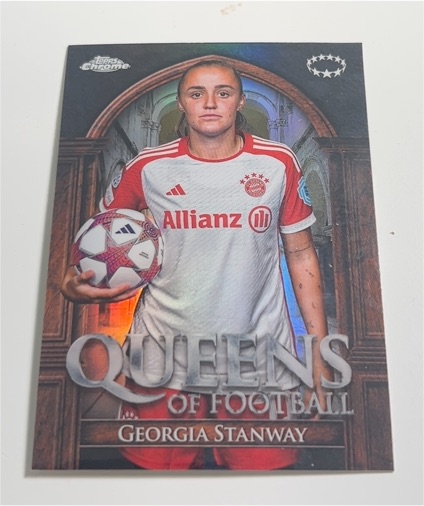 2023-24 Topps Chrome UEFA Women's Queens of Football #QF-5 Georgia Stanway — front