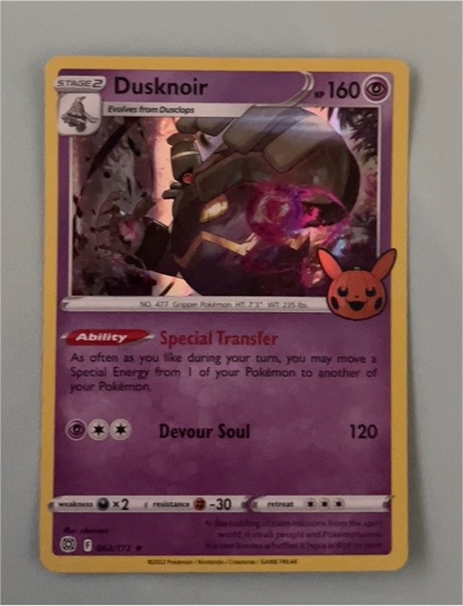 2022 Pokémon #62 Dusknoir — front