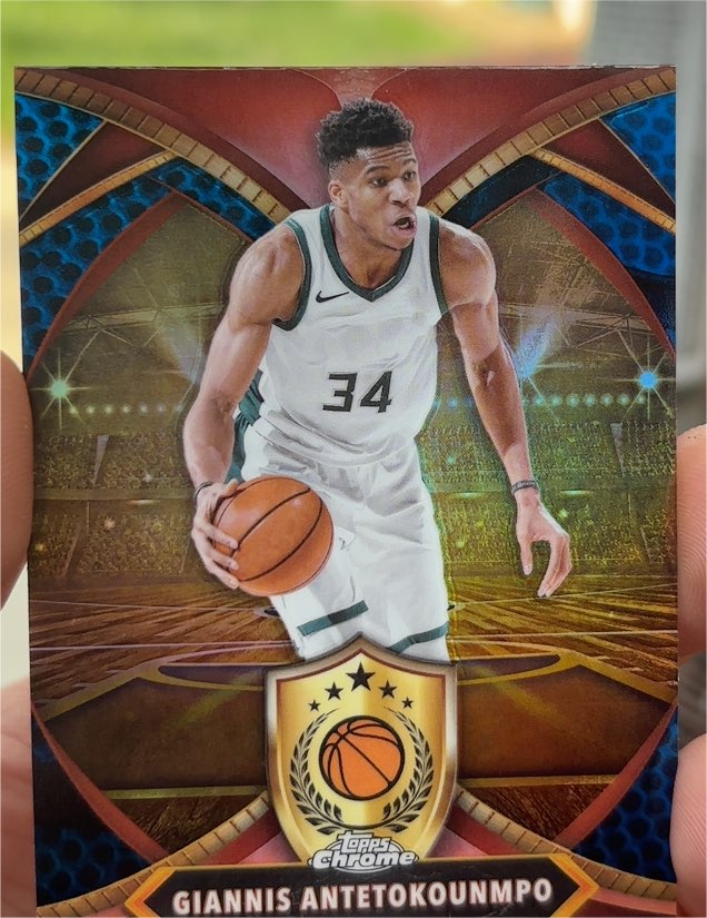 2025 Topps Chrome Giannis Antetokounmpo Ball Of Duty #BOD-12 — front
