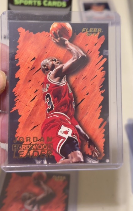 1996-97 Fleer #123 Michael Jordan Hardwood Leader — front