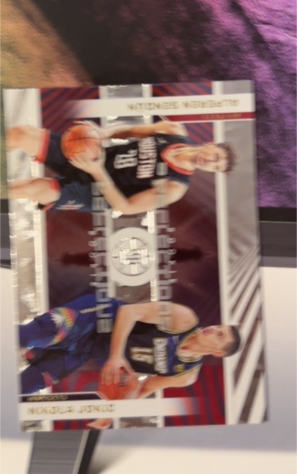 1998 WNBA Barbie #20205 Rebecca Lobo — front