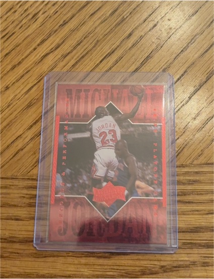 1999 Upper Deck Athlete of the Century #16 Michael Jordan — front