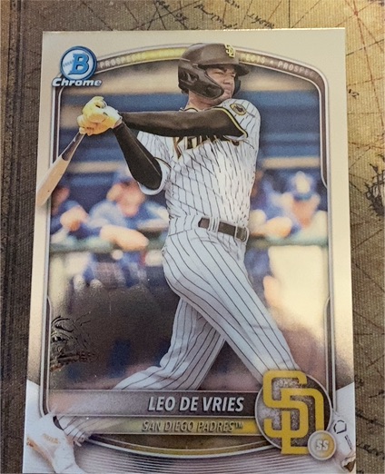 2025 Bowman Chrome #BCP-59 Leo De Vries — front