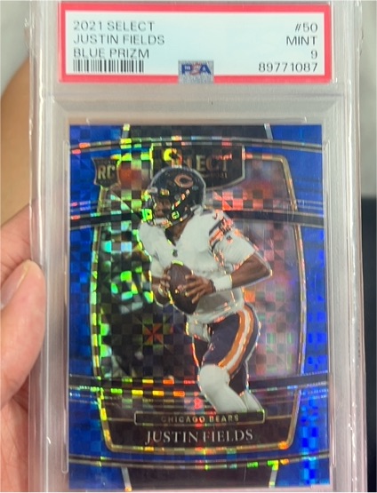 2021 Panini Select #50 Justin Fields Blue Prizm — front