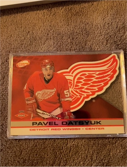 2001-02 Pacific Atomic #unknown Pavel Datsyuk — front
