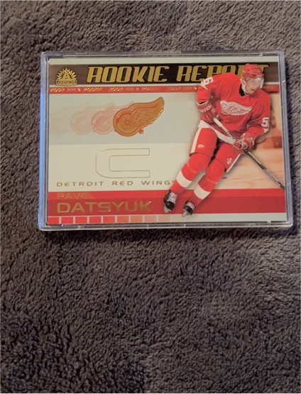 2001-02 Pacific Adrenaline Rookie Report #C Pavel Datsyuk — front