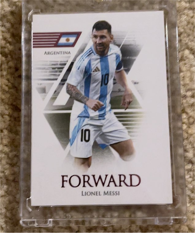 2024 Futera Unique #78 Lionel Messi — front